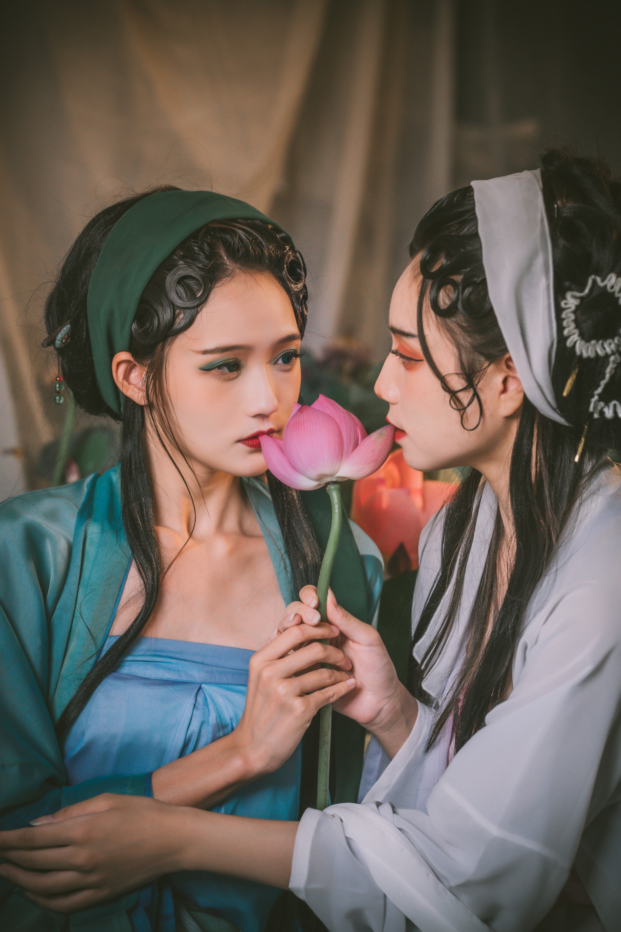 兔子Zzz不吃胡萝卜 - NO.099 贰加六 - 青蛇白蛇[31P]-XikXak